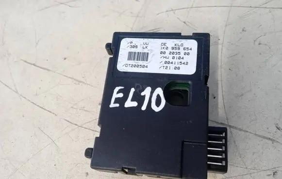 Audi A3 S3 8P Steering angle sensor 1K0959654