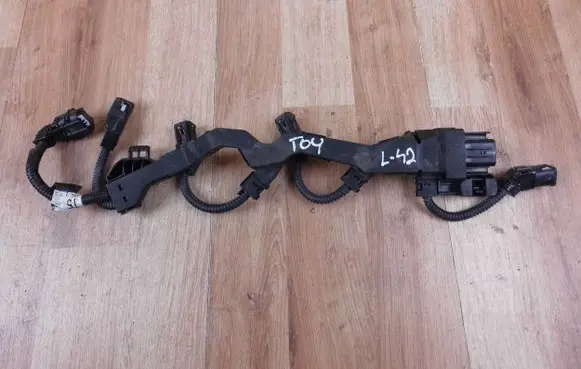 Toyota RAV 4 (XA50) Fuel injector wires 8212533220C 8212533220