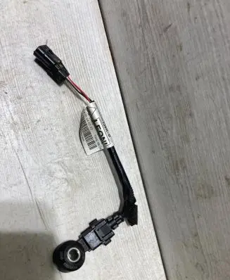 Dacia Sandero III Detonation knock sensor 8200789728