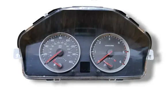 Volvo V50 Speedometer (instrument cluster) 30728644 69594900T 8602881