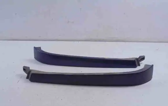 Subaru Forester SF Under headlight/headlamp trim 