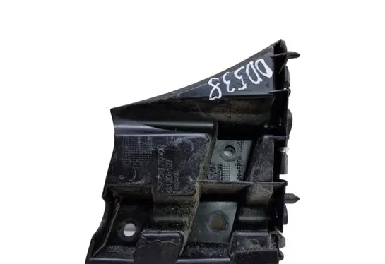 Volvo V40 Front bumper mounting bracket 31395102