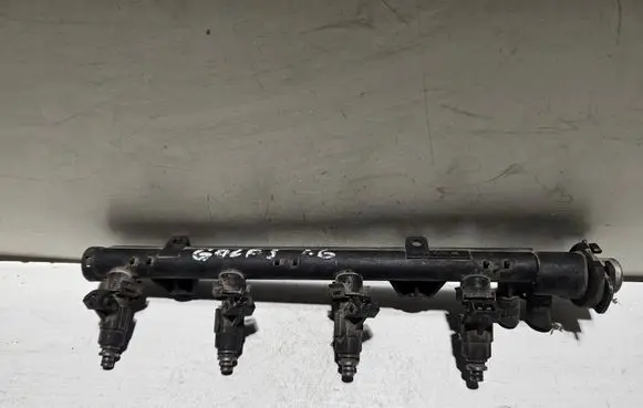Volkswagen Polo III 6N 6N2 6NF Fuel main line pipe 030133319G 0280151031