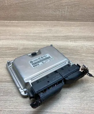 Audi A2 Engine control unit/module ECU 045906019G 0281010220 Used