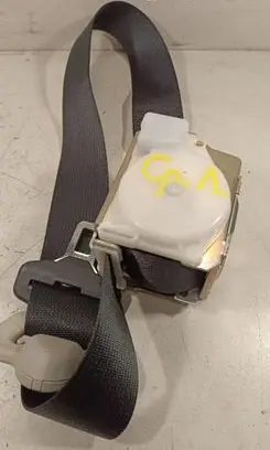 Nissan Qashqai+2 Middle seatbelt (rear) 