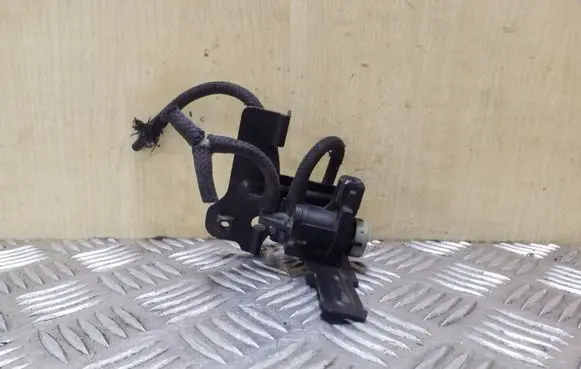Audi A4 S4 B6 8E 8H Turbo solenoid valve 1J0906283A 8E0906287