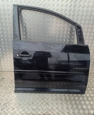 Volkswagen Touran II Front door
