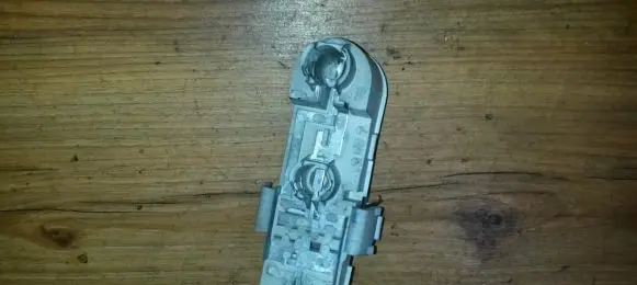 Volvo S40, V40 Tail light bulb cover holder
