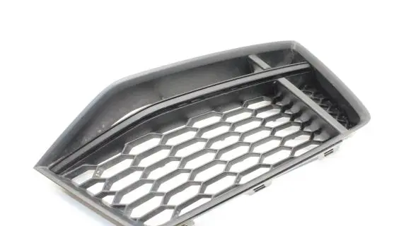 Audi TT TTS RS Mk3 8S Front grill 8S0807682B