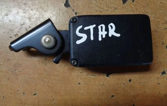 Mitsubishi Space Star Rear seatbelt buckle