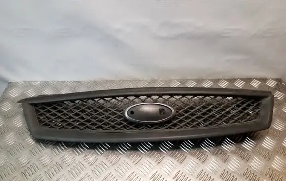 Ford Focus Front bumper upper radiator grill 4M518C436A