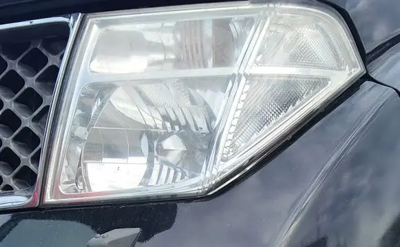 Nissan Navara D40 Headlight/headlamp 128KW