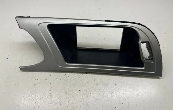 Audi A4 S4 B8 8K Panel trim 8K1857186