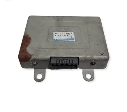 Mitsubishi Pajero Engine control unit/module MK322045 K8T80571