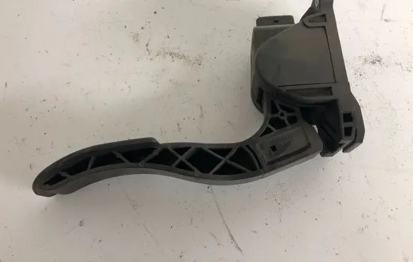 Volkswagen Crafter Accelerator throttle pedal 0280755023 A9063000404