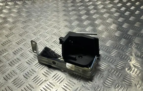 BMW X3 G01 Parcel shelf load cover mount bracket 7396582