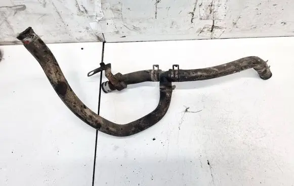 Dodge Magnum Engine coolant pipe/hose