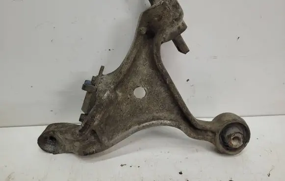 Volvo V70 Front lower control arm/wishbone