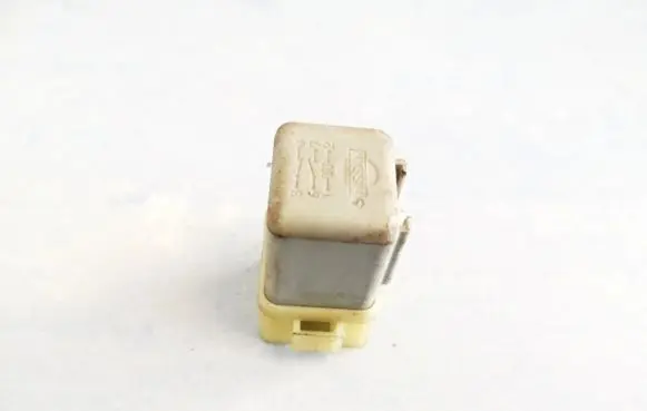 Nissan Almera N16 Other relay 25230c9972