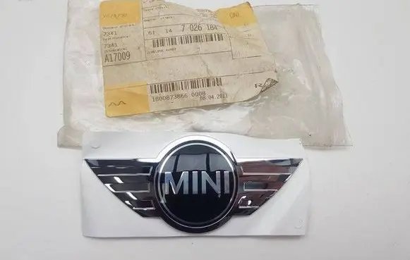 Mini One - Cooper Cabrio R52 Manufacturer badge logo/emblem 7026184 1800873866 51147026184