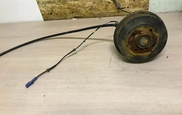 Citroen C4 Cactus Rear wheel hub