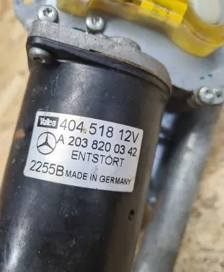 Mercedes-Benz C W203 Front wiper linkage and motor A2038240305 2255B A2038200342