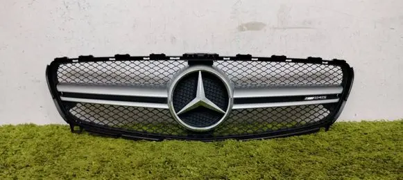 Mercedes-Benz A W176 Front grill A1768850200 A0008880060