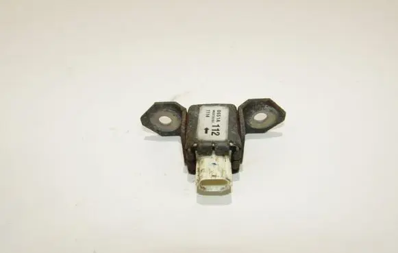 Mitsubishi L200 Airbag deployment crash/impact sensor 8651a112