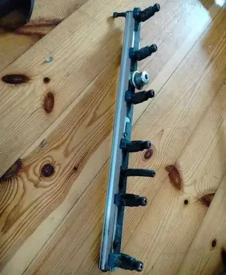 Volvo S80 Fuel main line pipe 8631828 1473 0146