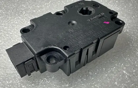 Audi A6 S6 C7 4G Air flap motor/actuator CZ1139301640