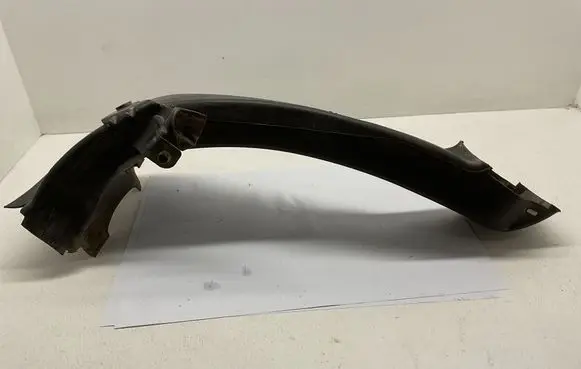 BMW 3 E46 Air intake duct part 13322247413