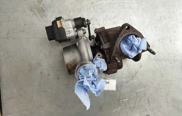 Land Rover Discovery Sport Turbo 105123473