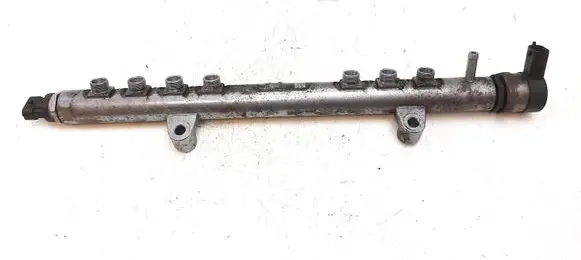 Volvo XC70 Fuel main line pipe 30777759
