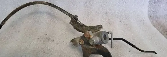Subaru Forester SF Other brake parts 