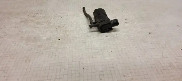 Toyota Verso Headlight washer pump 853300F020