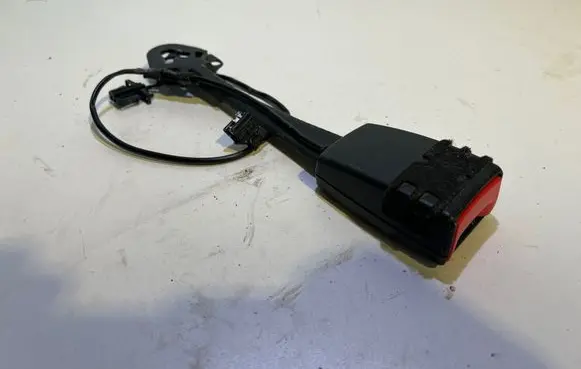 Audi A5 8T 8F Front seatbelt buckle 8K0857755F