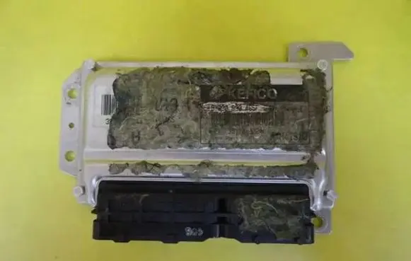 Hyundai Atos Prime Engine control unit/module 9030930465F