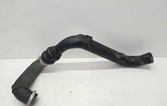 Intercooler hose/pipe