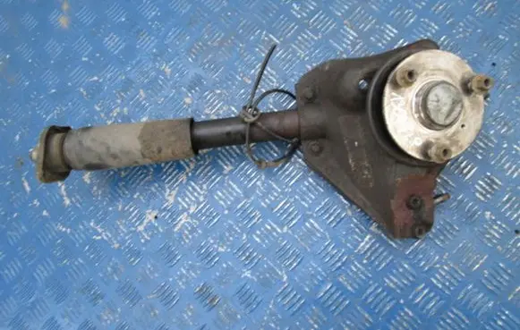 Smart ForTwo I Front wheel hub spindle knuckle