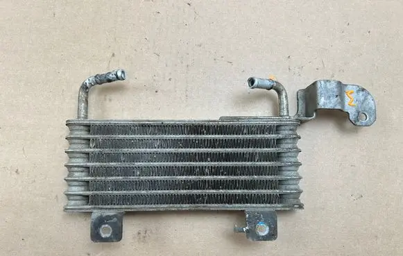 Subaru Outback (BS) Engine oil radiator 