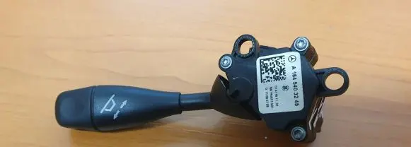 Mercedes-Benz S W221 Steering wheel adjustment switch a1645403245 0141181101