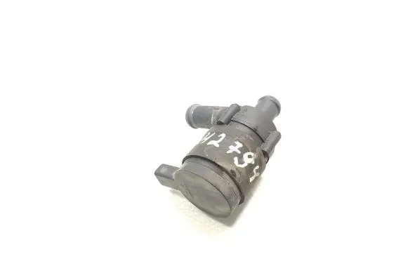 Audi A8 S8 D3 4E Electric auxiliary coolant/water pump