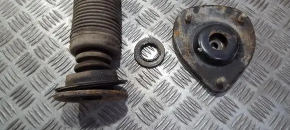 Mitsubishi Colt Coil spring mount 