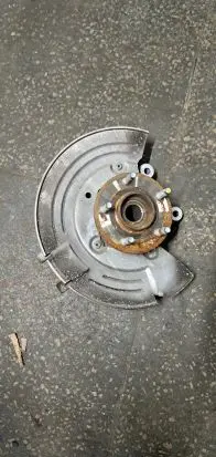 Jaguar XJ X350 Rear wheel hub