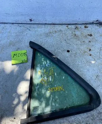 Renault Laguna II Rear door window glass 43R000929 DOT39AS2M33