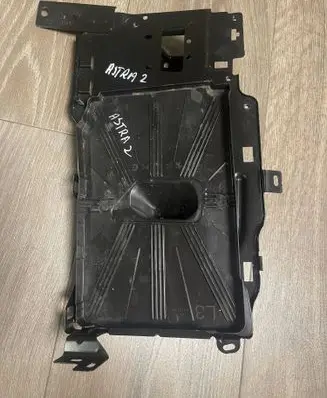 Opel Astra L Battery box tray 9815288480