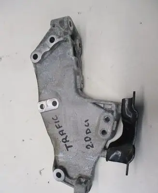 Opel Vivaro Engine mounting bracket