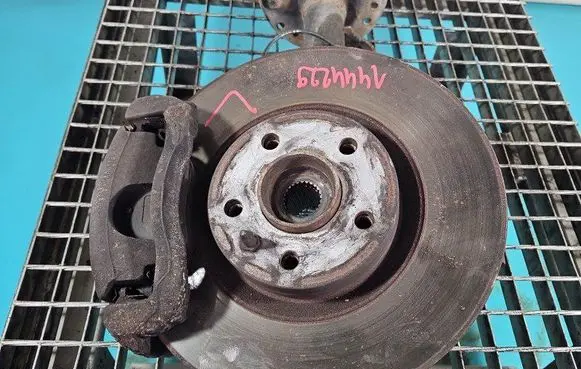 Opel Combo D Front wheel hub spindle knuckle IMPRK1444229