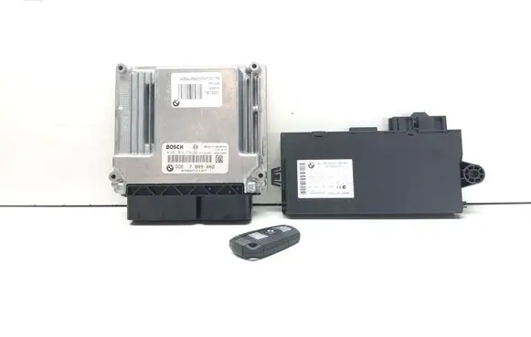 BMW 1 E82 E88 Engine ECU kit and lock set 7809002 0281013776 7810231