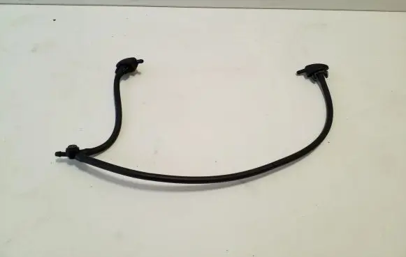Nissan Qashqai J12 Windshield washer fluid hose 